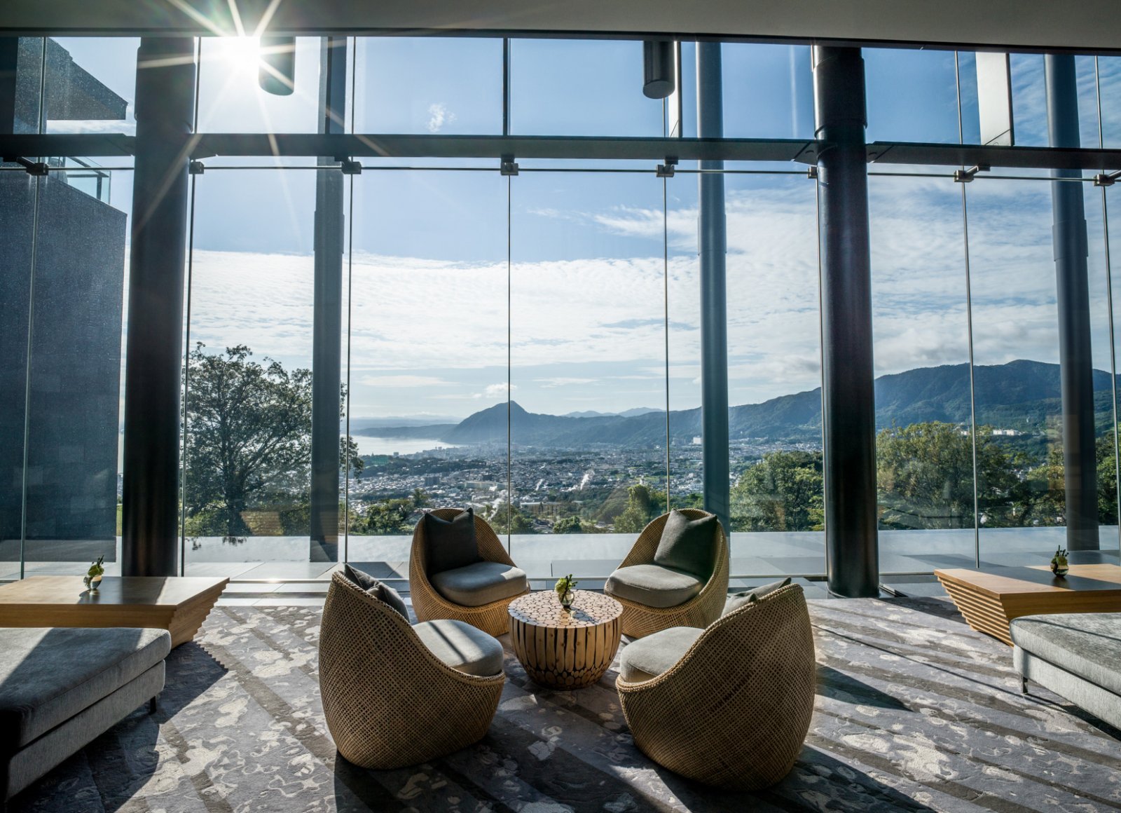 ANA IC Beppu_Lobby02.jpg