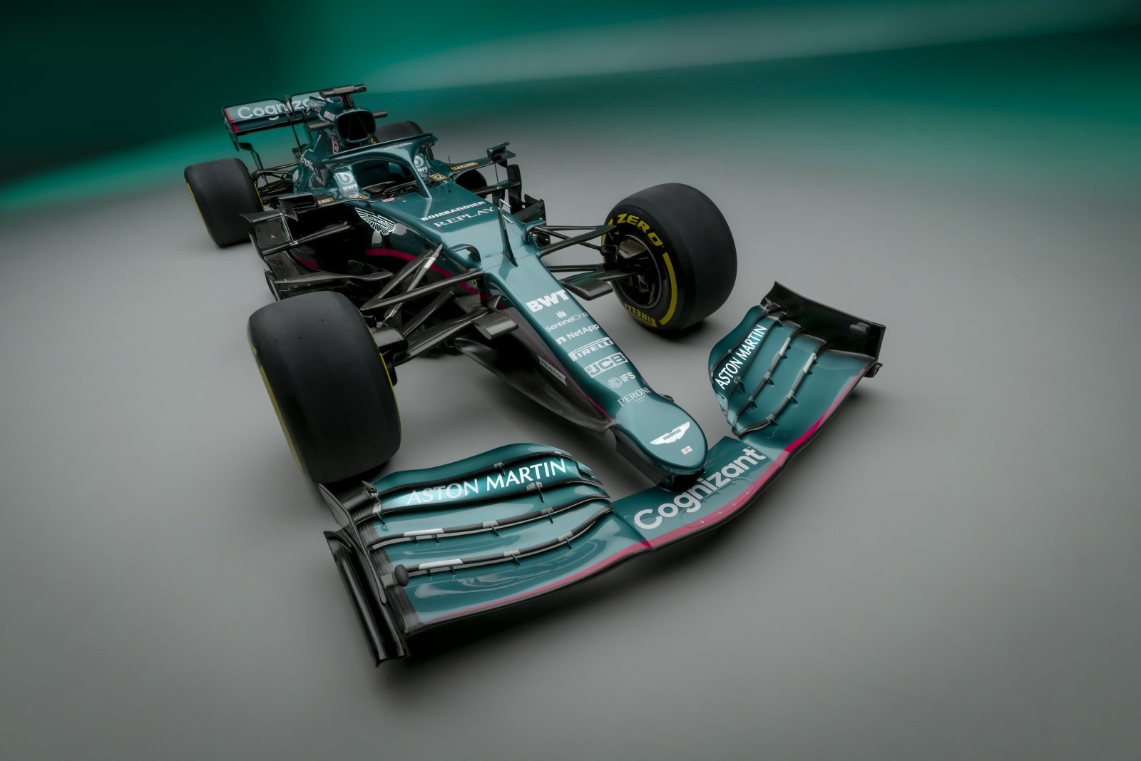 Aston_Martin_Cognizant_Formula_One_TeamAMR2105.jpg