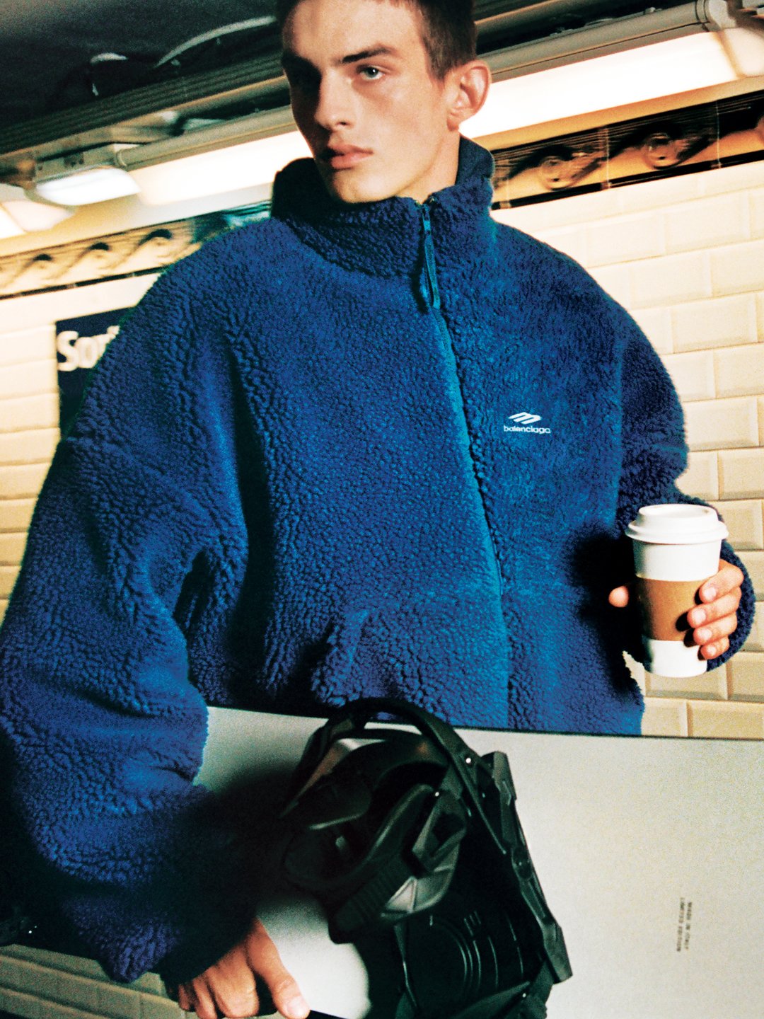 BALENCIAGA SKIWEAR 2025 CAMPAIGN NO LOGO IMAGE 7.jpg