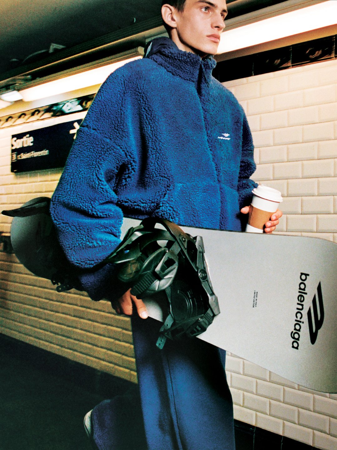 BALENCIAGA SKIWEAR 2025 CAMPAIGN NO LOGO IMAGE 8.jpg