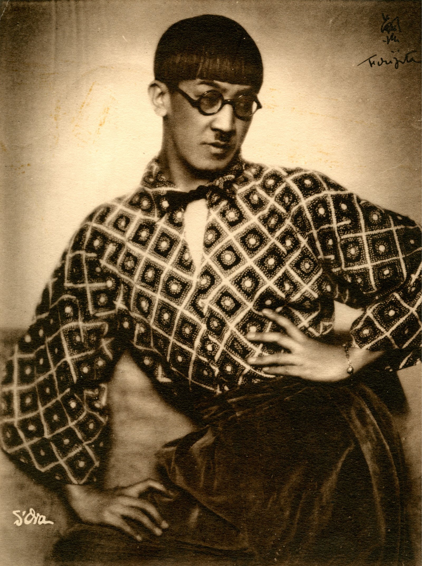 E520-6907.jpg