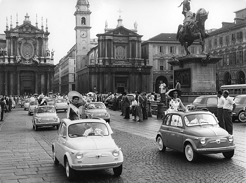 Fiat500alsaloneMilanoAutoClassica032015.jpg