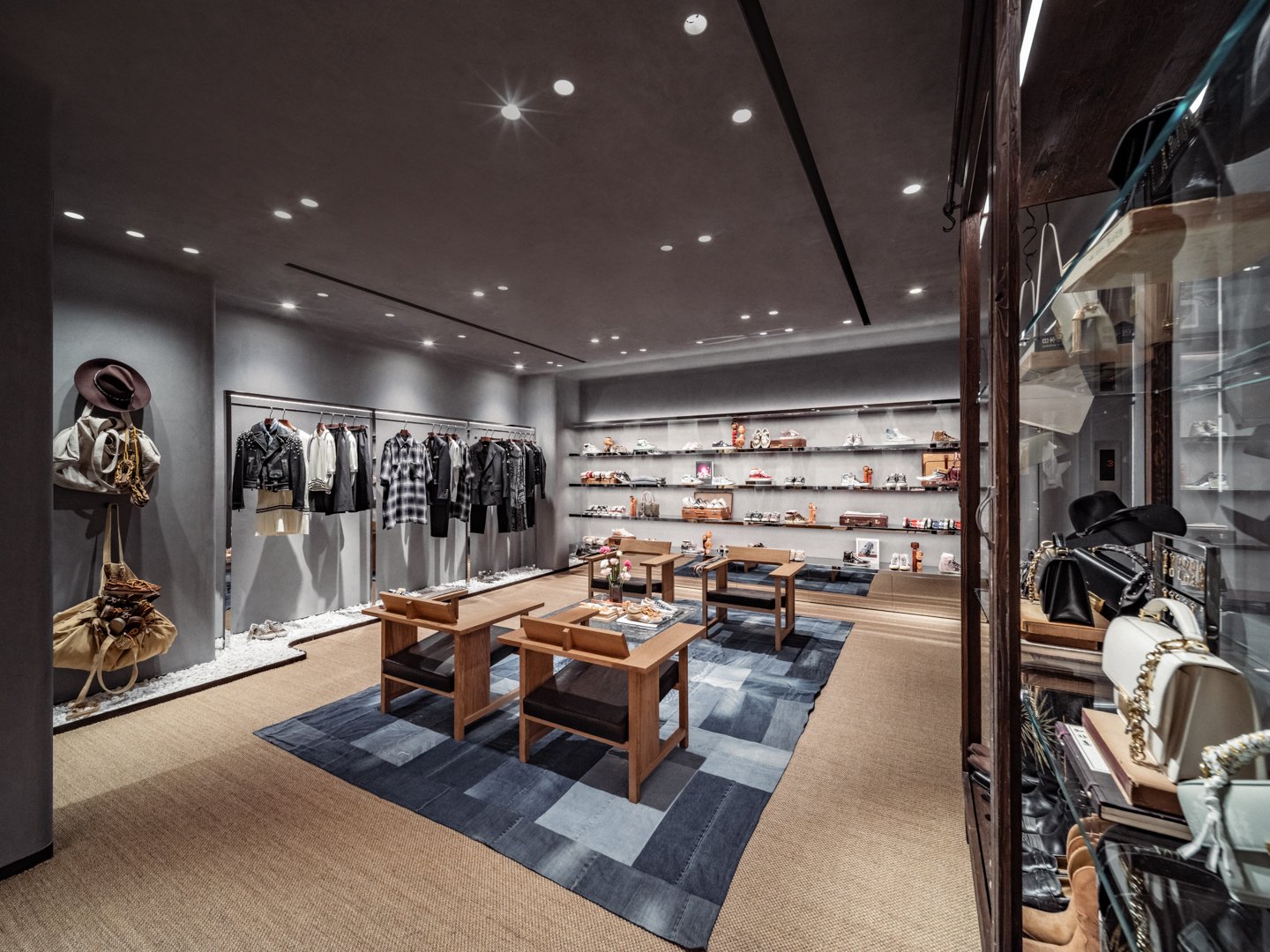 HAUS Tokyo_3F.jpg