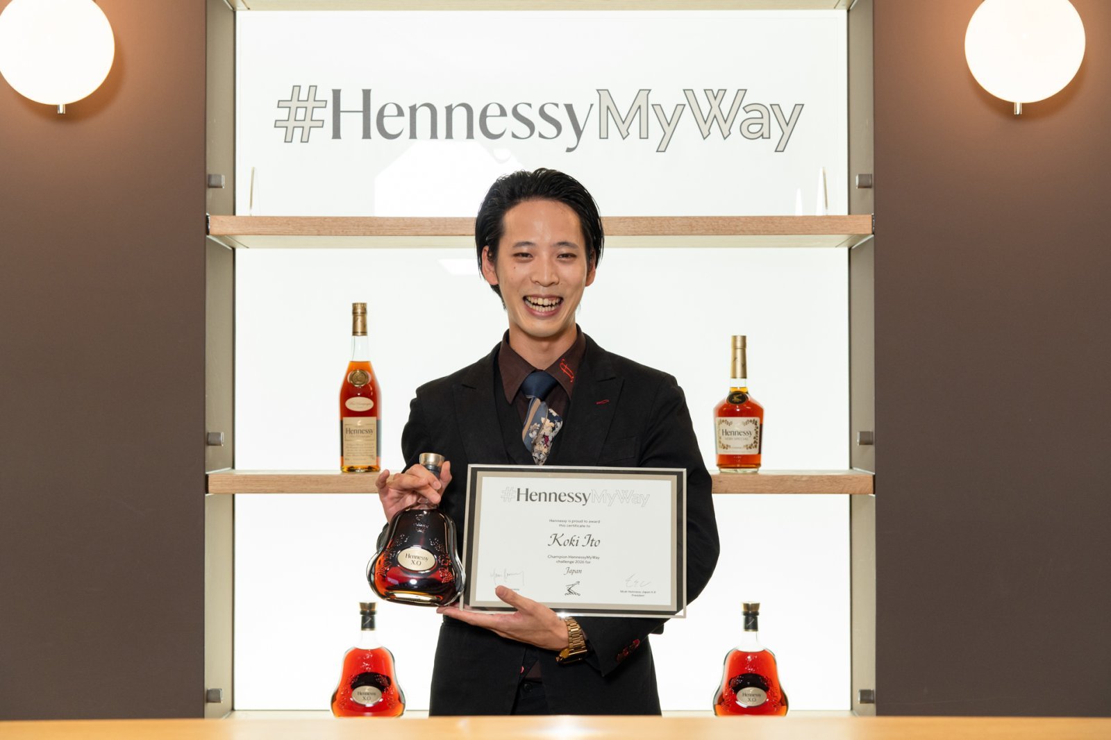 HMW26_2372.JPG
