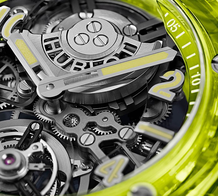 HUBLOT_BIG BANG TOURBILLON AUTOMATIC YELLOW NEON SAXEM_movement.jpg