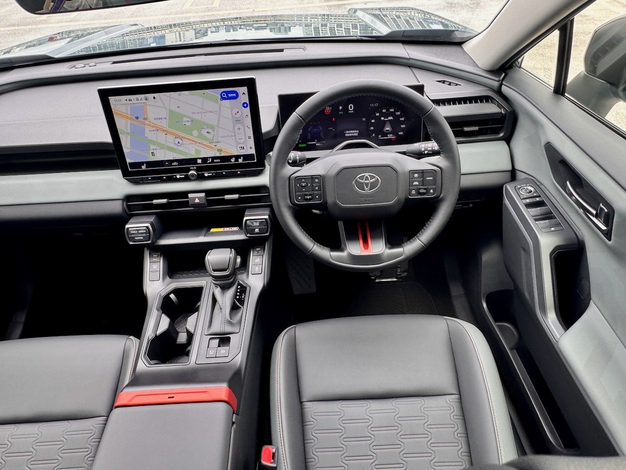 TOYOTA_SUV_RAV4_Adventure_6