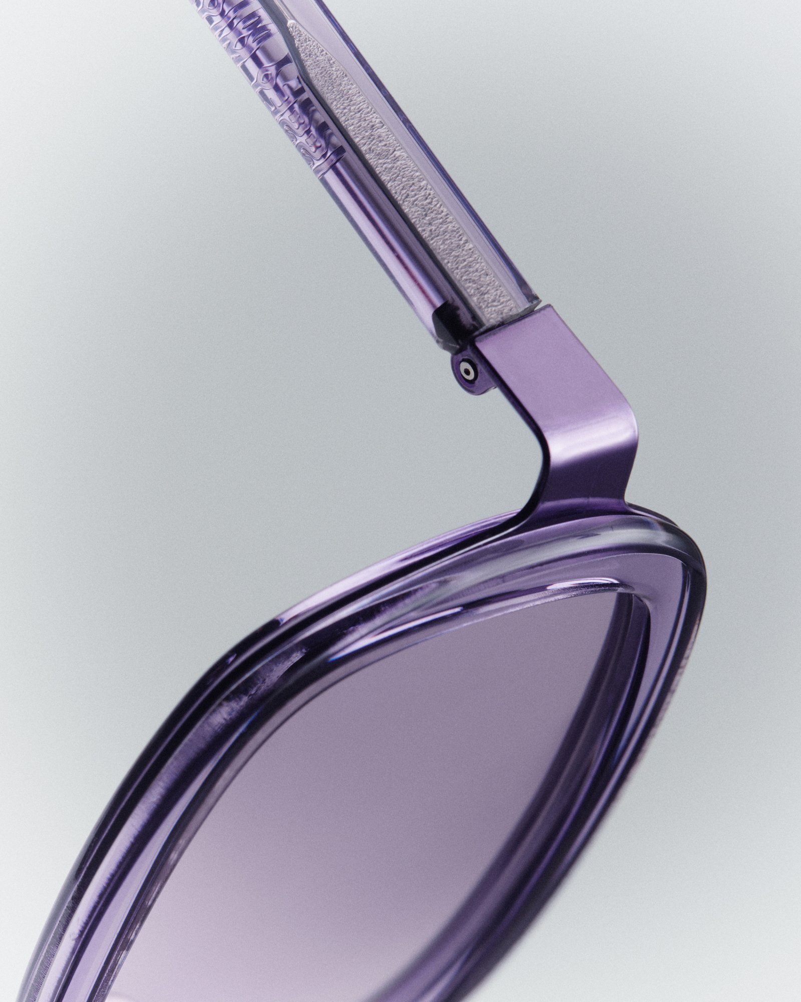 ISSEY MIYAKE EYES_I_0753_low.jpg