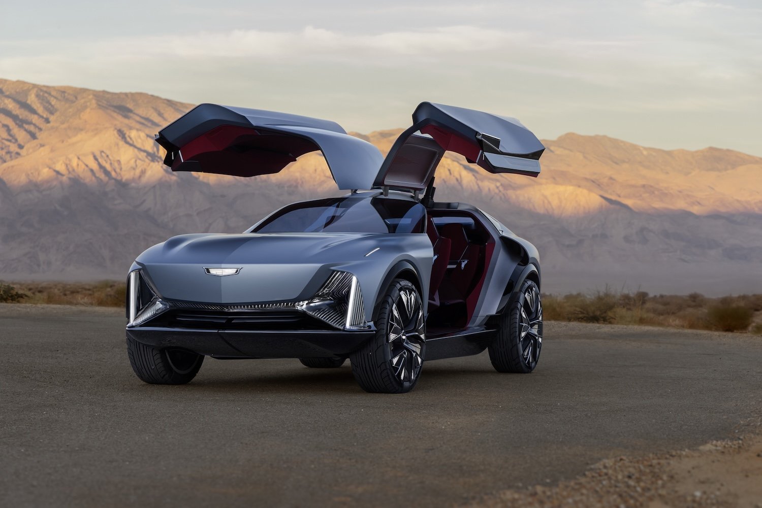 MY25_Cadillac_ElevatedVelocity_1AP_3968-2.jpg