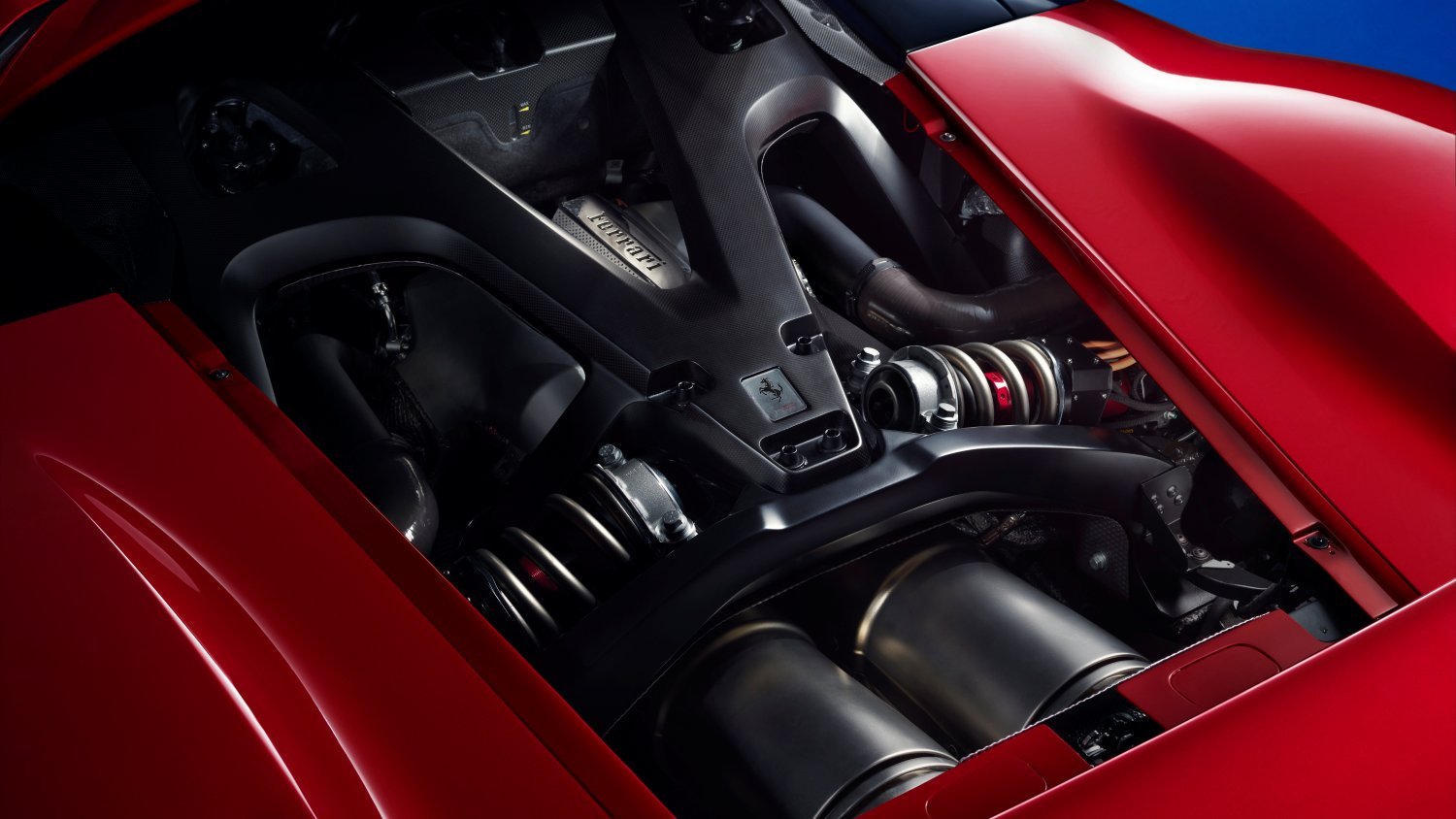 New_Ferrari_Supercar_media_-17-1.jpg