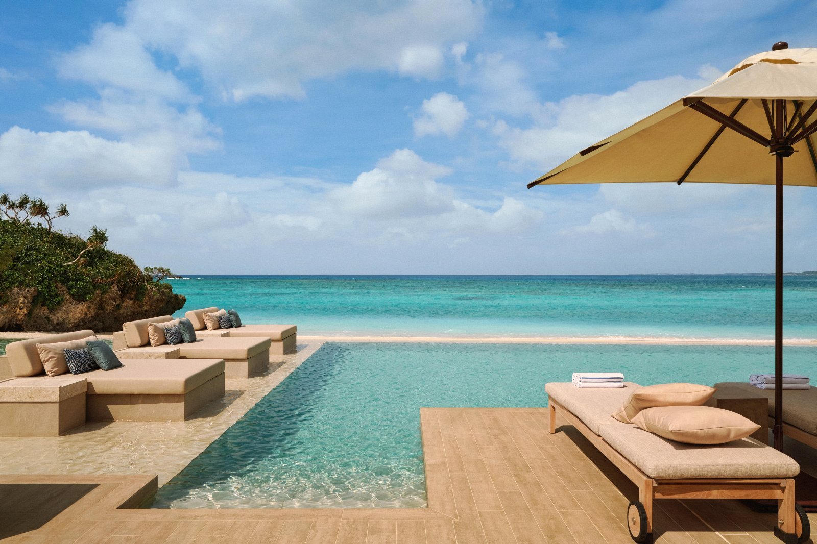 RWMYA_Facilities_Infinitypool.jpg