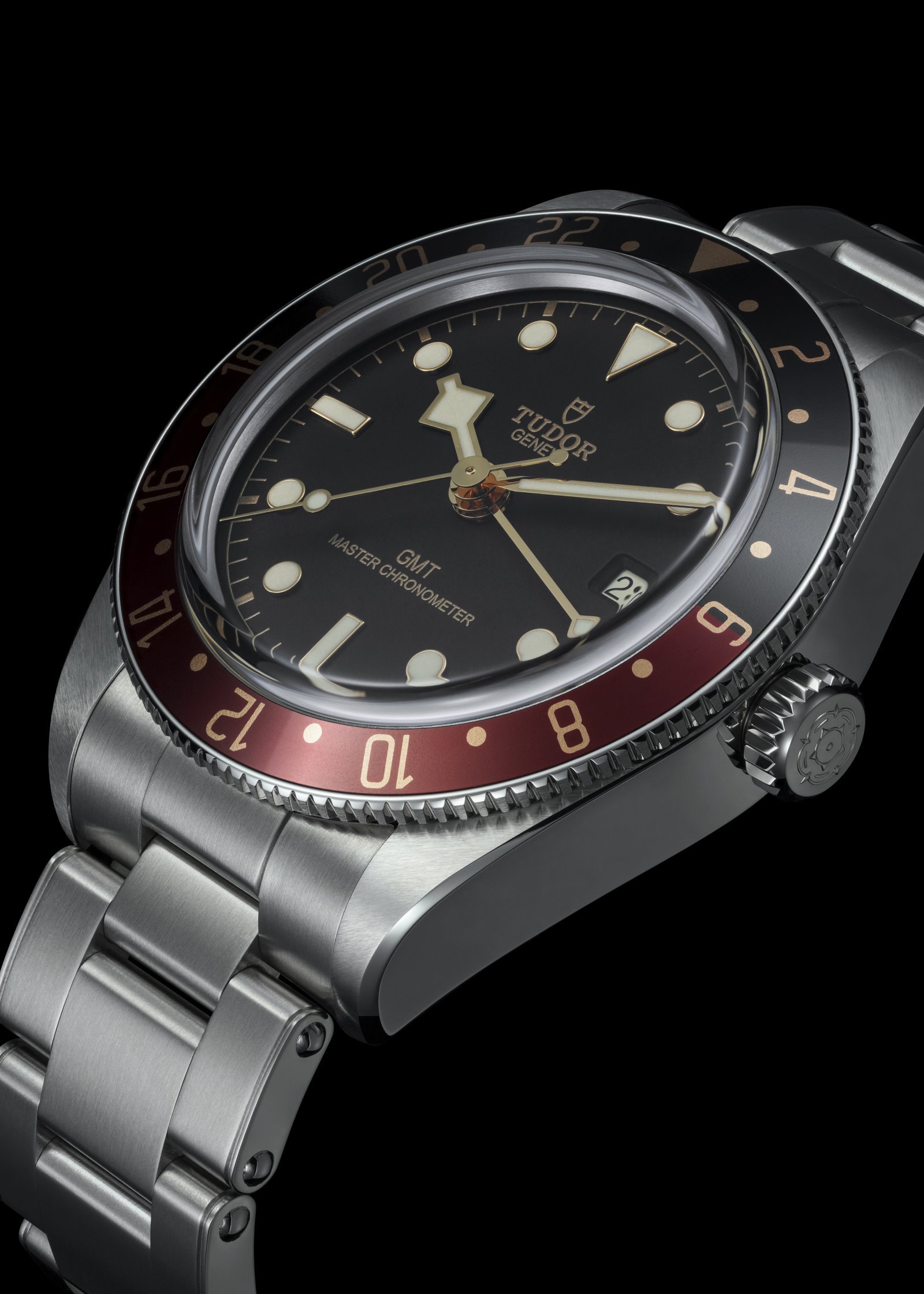 TUDOR_NP24_LIFESTYLE_BLACK BAY 58 GMT (1).jpg