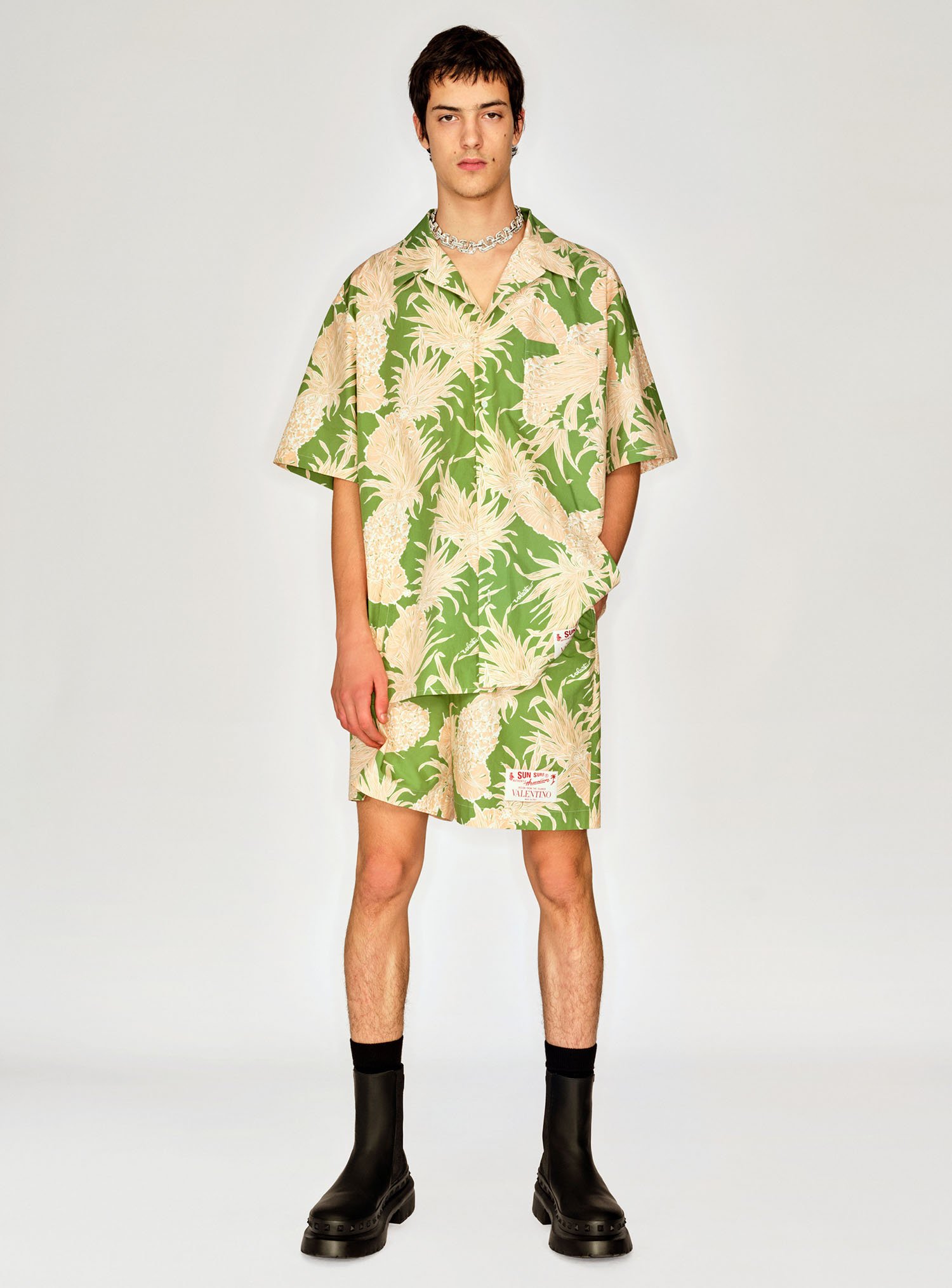 VALENTINO_SUNSURF_8.jpg