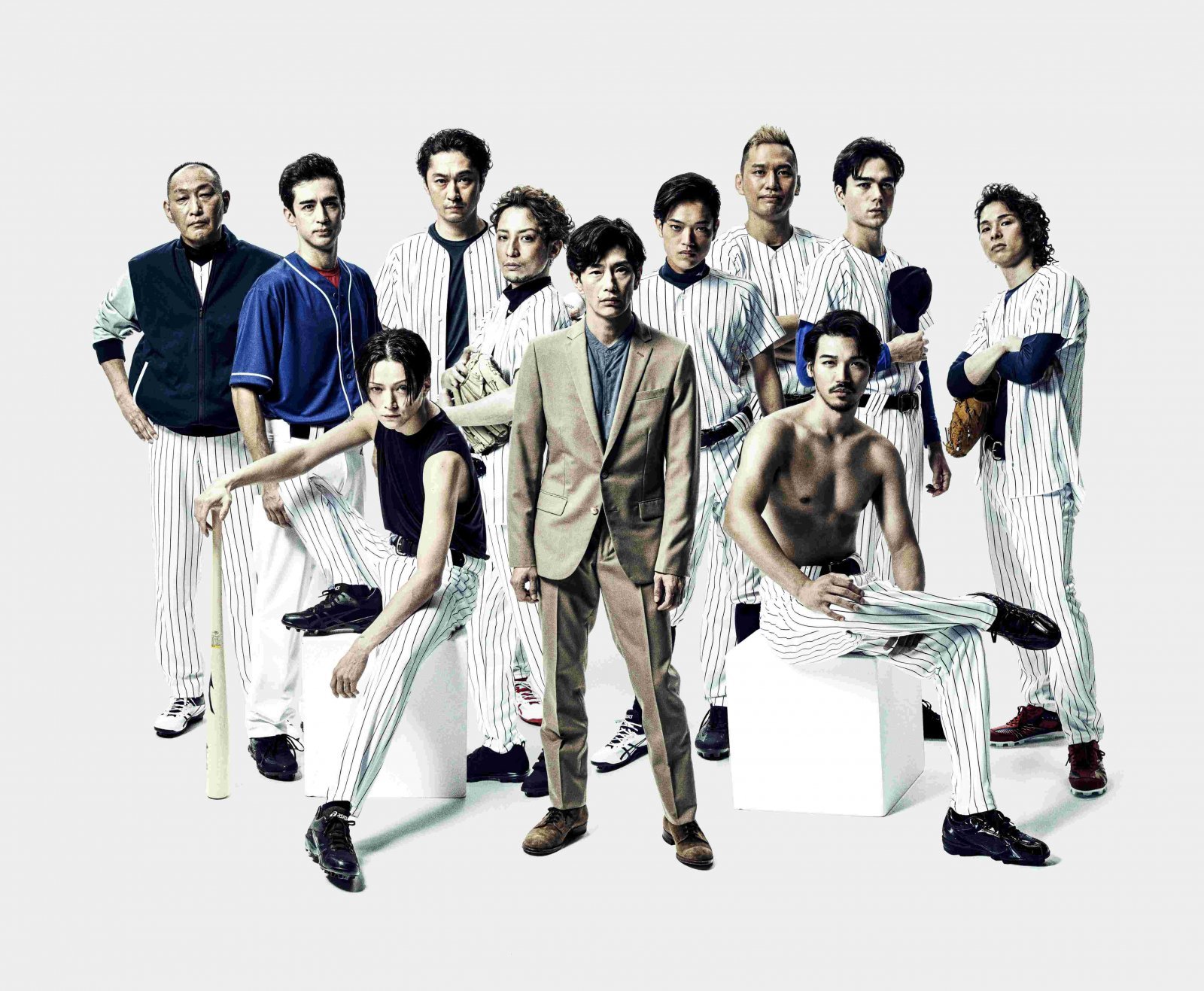 4.『Take Me Out』2025_メインビジュアル写真.jpg