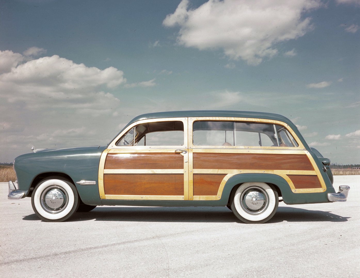 access-1949_ford_station_wagon_neg_c223_46.jpg