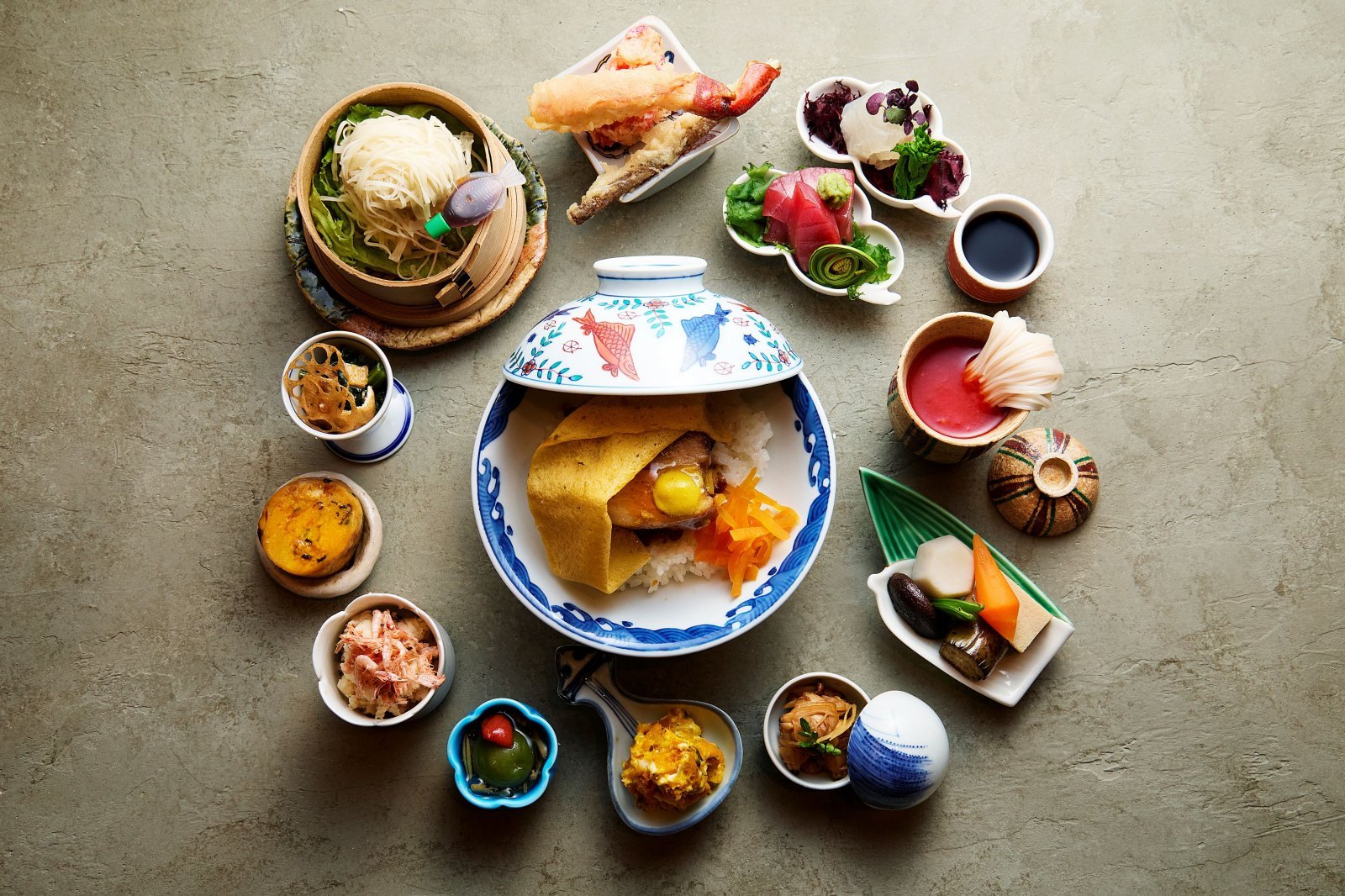 ②40周年記念「彩り膳」_日本料理「雲海」.jpg