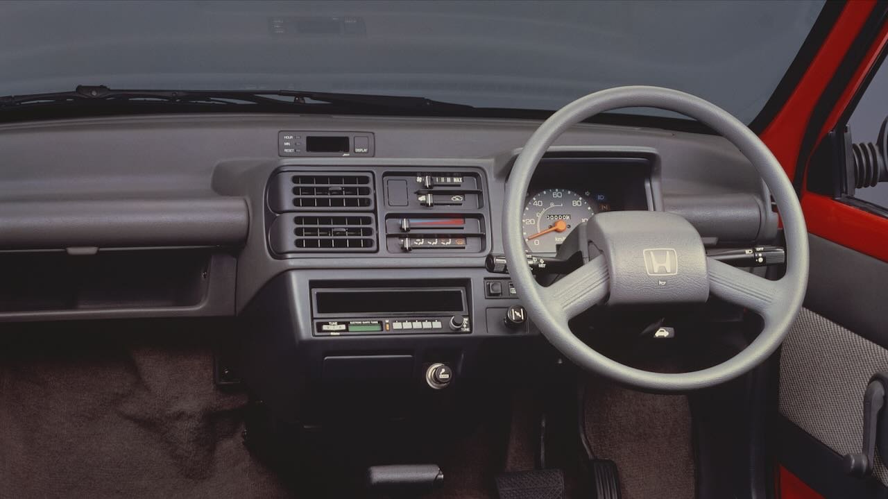 am198509_tdy002_02001H.jpeg