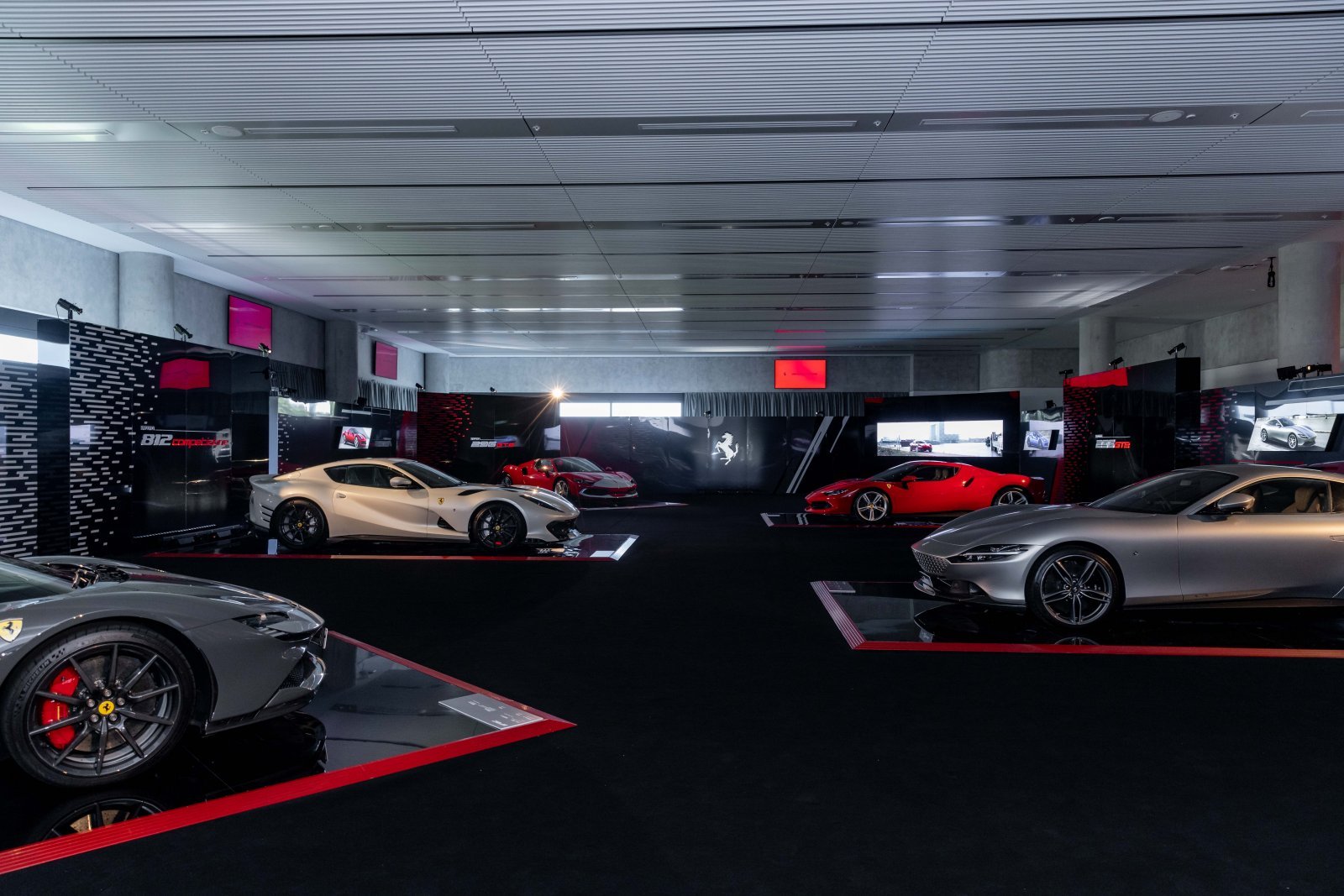 221126_UniversoFerrari-ScreenRes-63のコピー.jpg