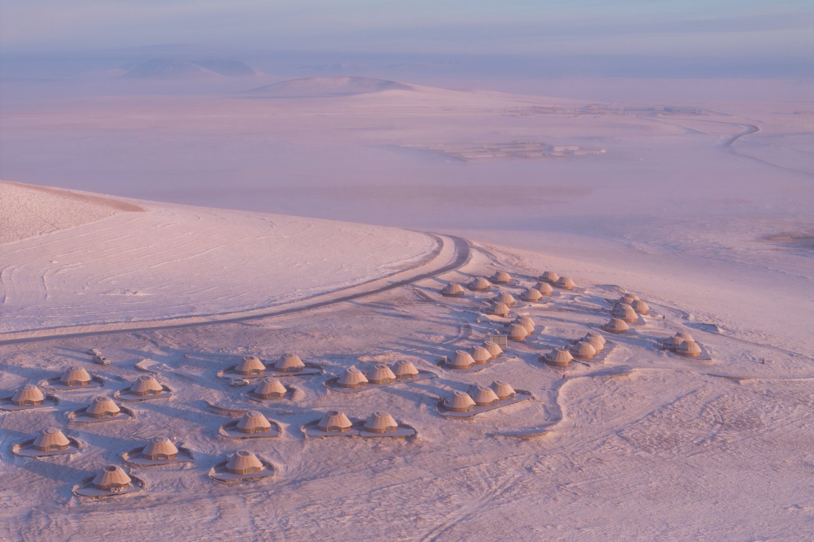 キャビン遠方　05 credits Arch-Exist Photography.jpg