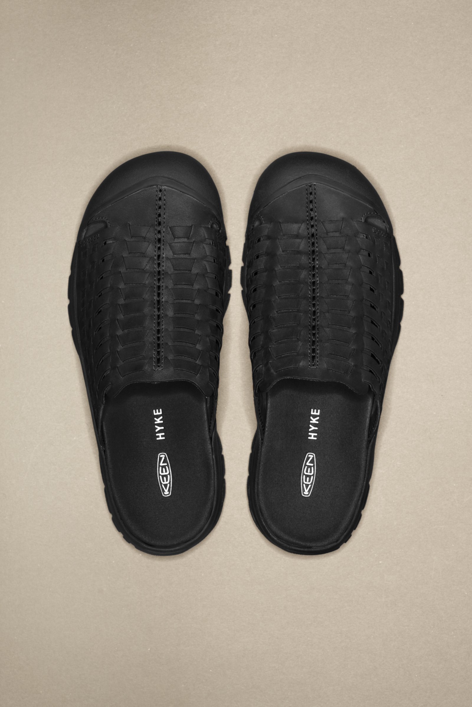 ITEM_2x3_真俯瞰_MENS_SANJUAN2_HYKE EDITION_BLACK.jpg