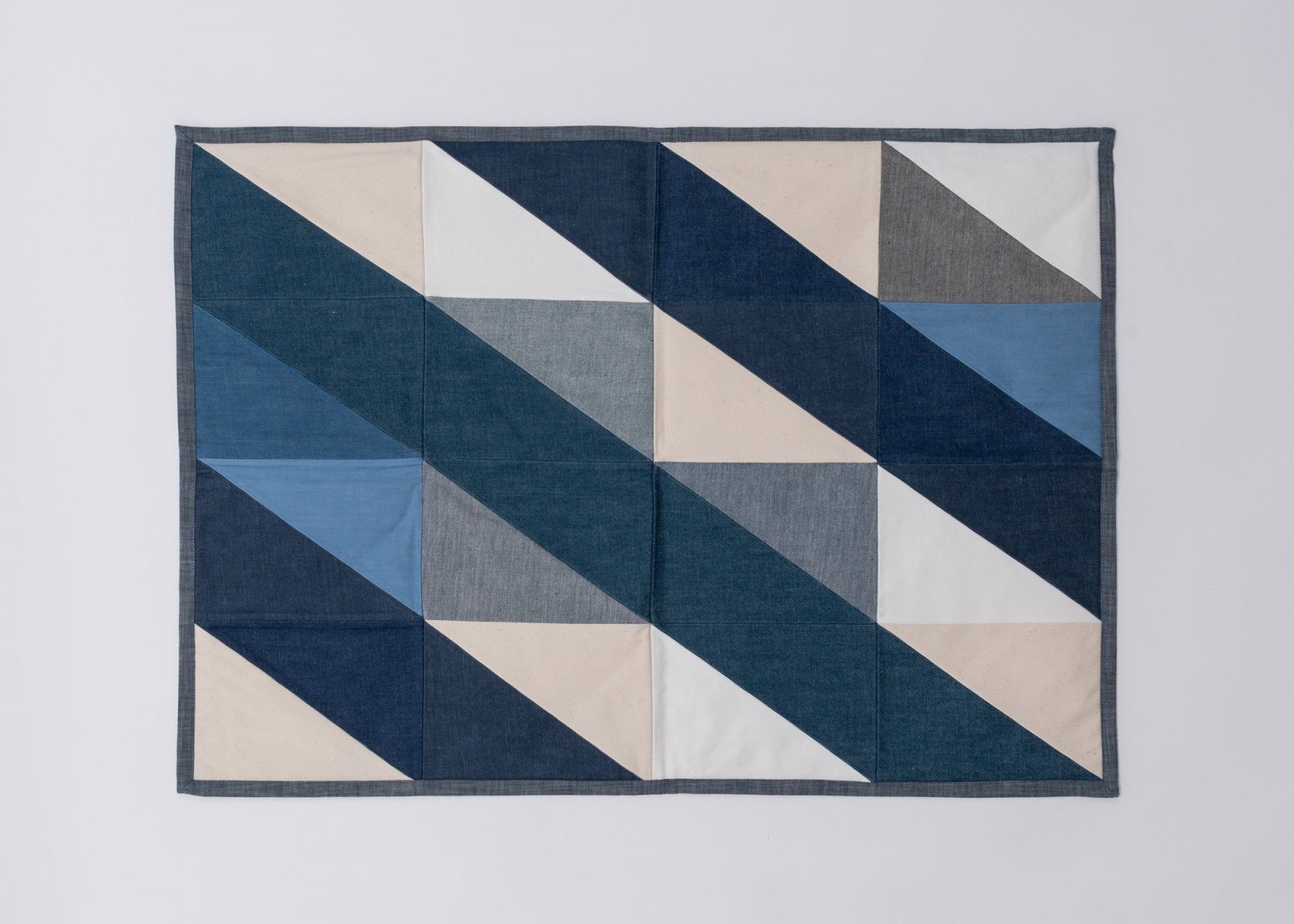 3_rug_C_blue01 済.jpg