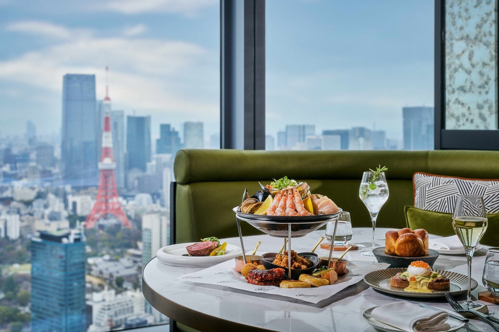Fairmont Tokyo - DRIFTWOOD BAR & GRILL - Fairmont Sunday Brunch – Key VIsual - H.jpg