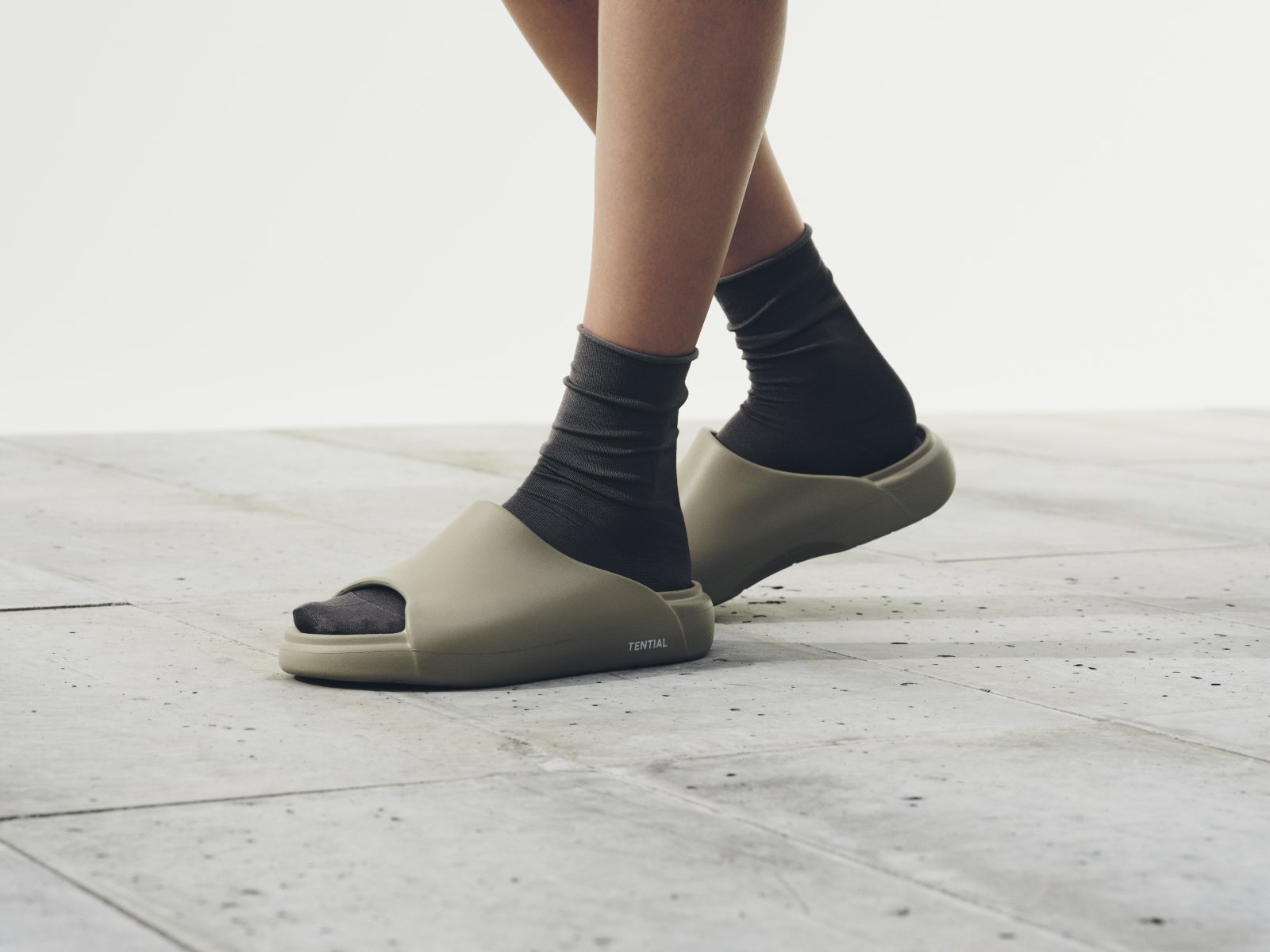 リカバリーサンダル スライド.jpg