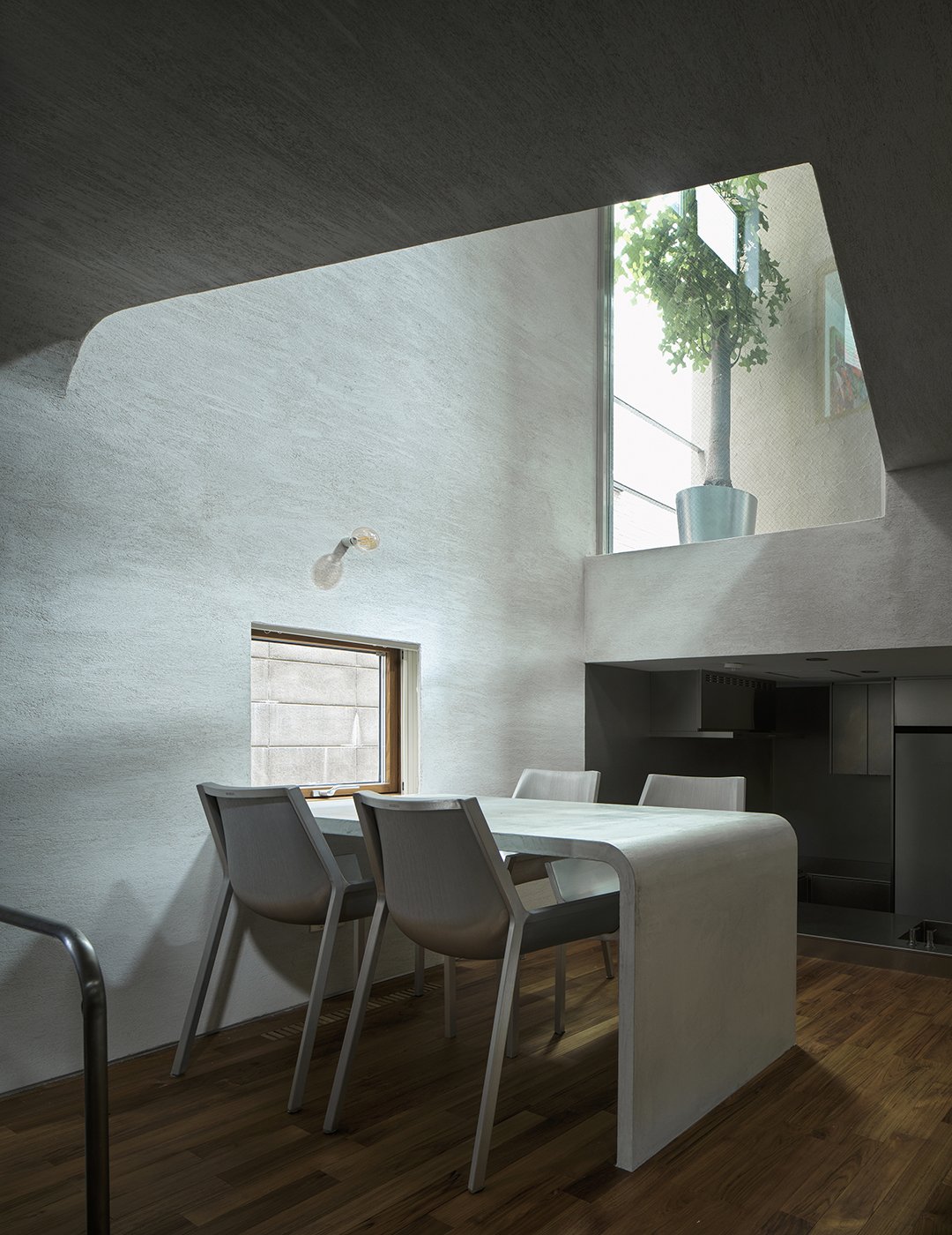 サブ画像03_ある漫画家の自邸 A Japanese Manga Artists House.jpg