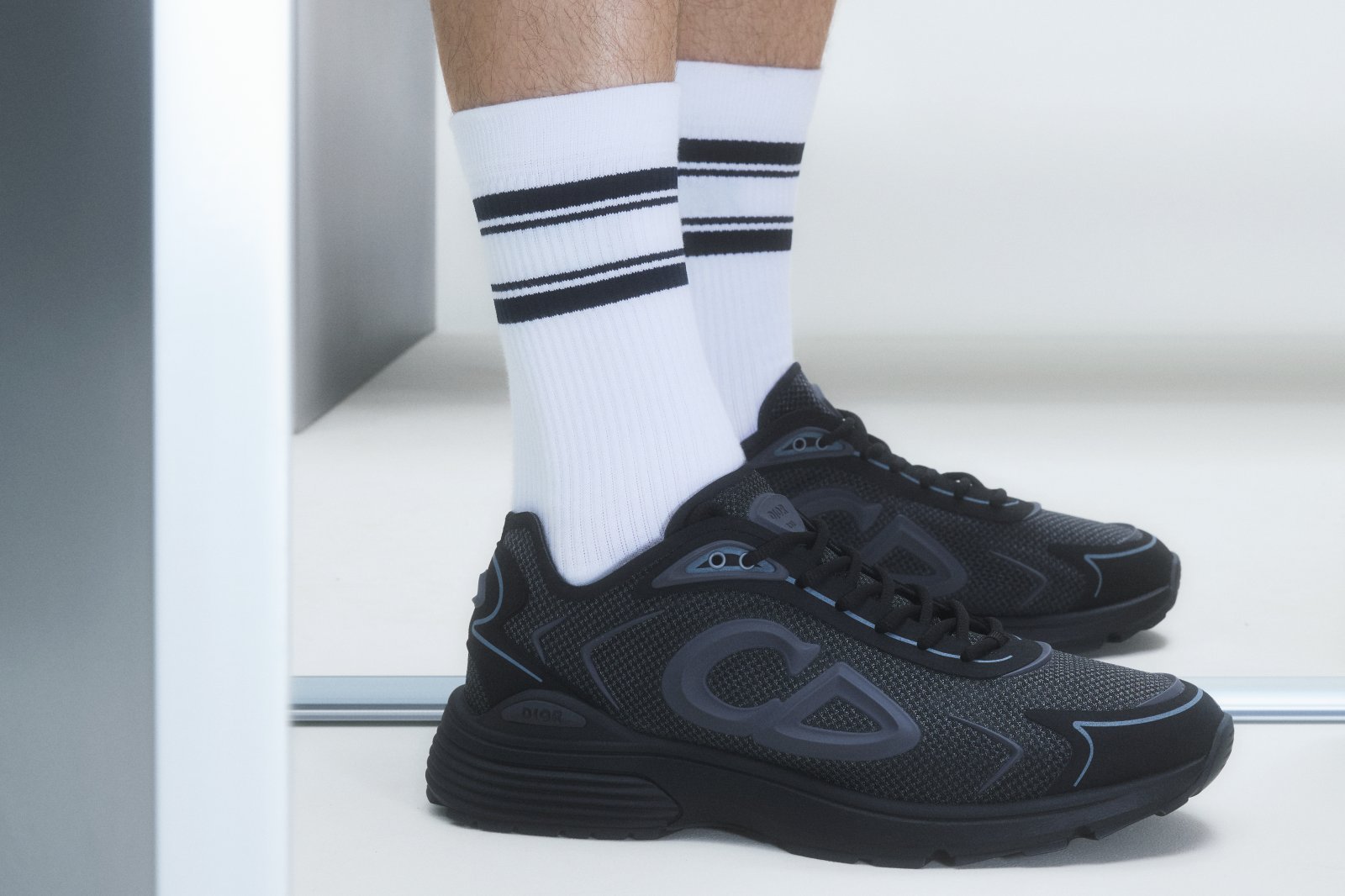 DIOR MEN'S SPRING 2026 - VISUELS -  EDITO B30 BY ADRIEN DUBOST (7).jpg