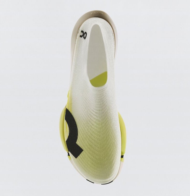 fw26-run_brand_build-pr-product_still-studio_kv_cloudboom_strike_2_ls_white_lime-rgb-06のコピー.jpg
