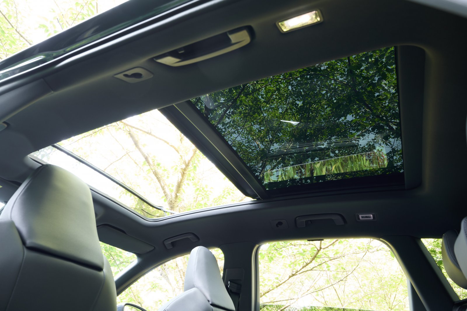Q6 e-tron_Media test drive (46)のコピー.jpg