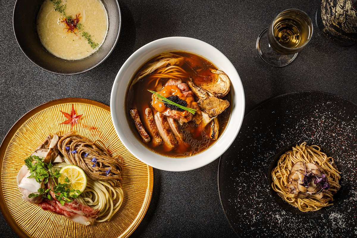 トップ画像②(限定ラーメン3種).jpg