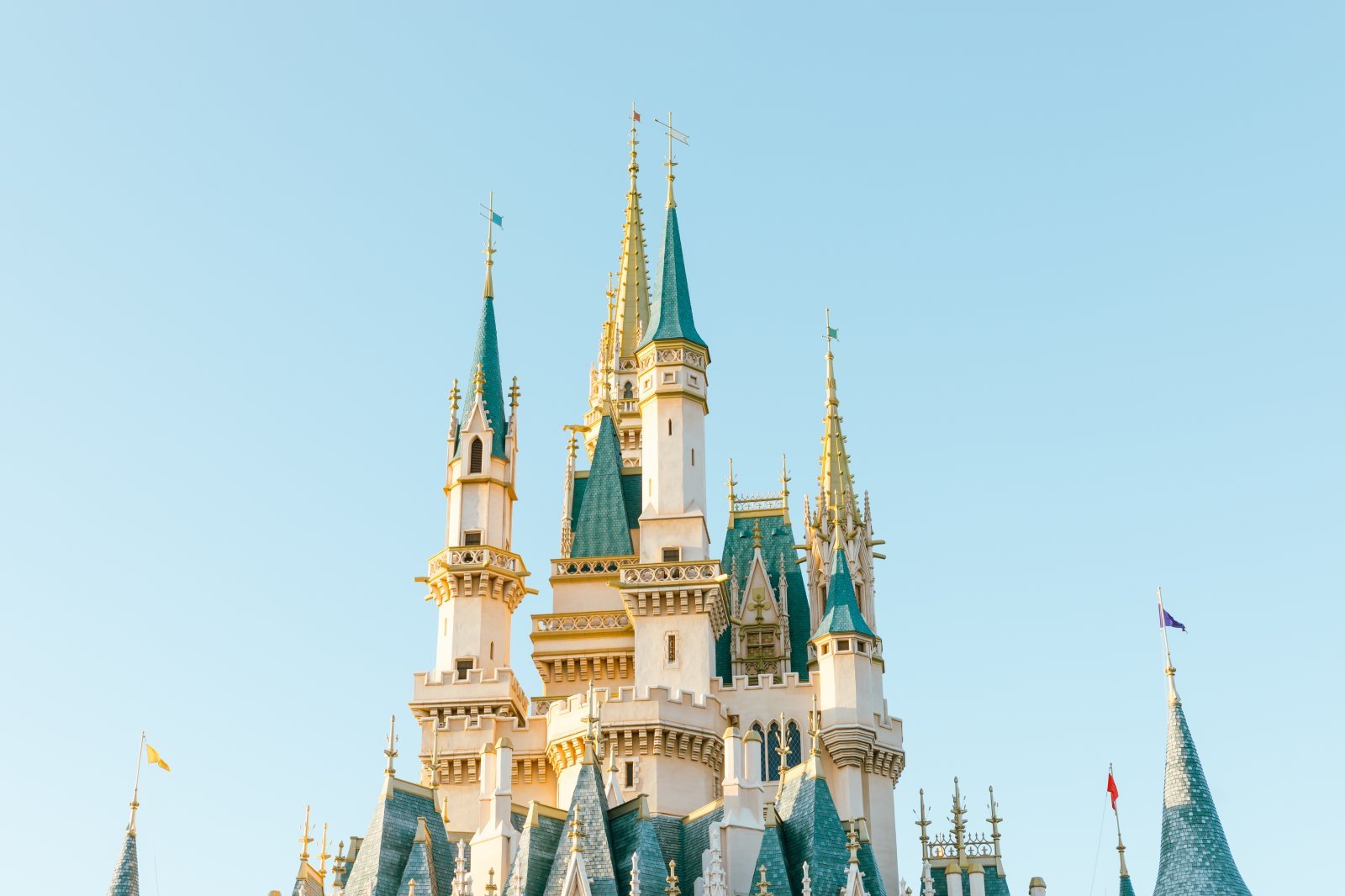 (4_28)shutterstock_2559620385.jpg