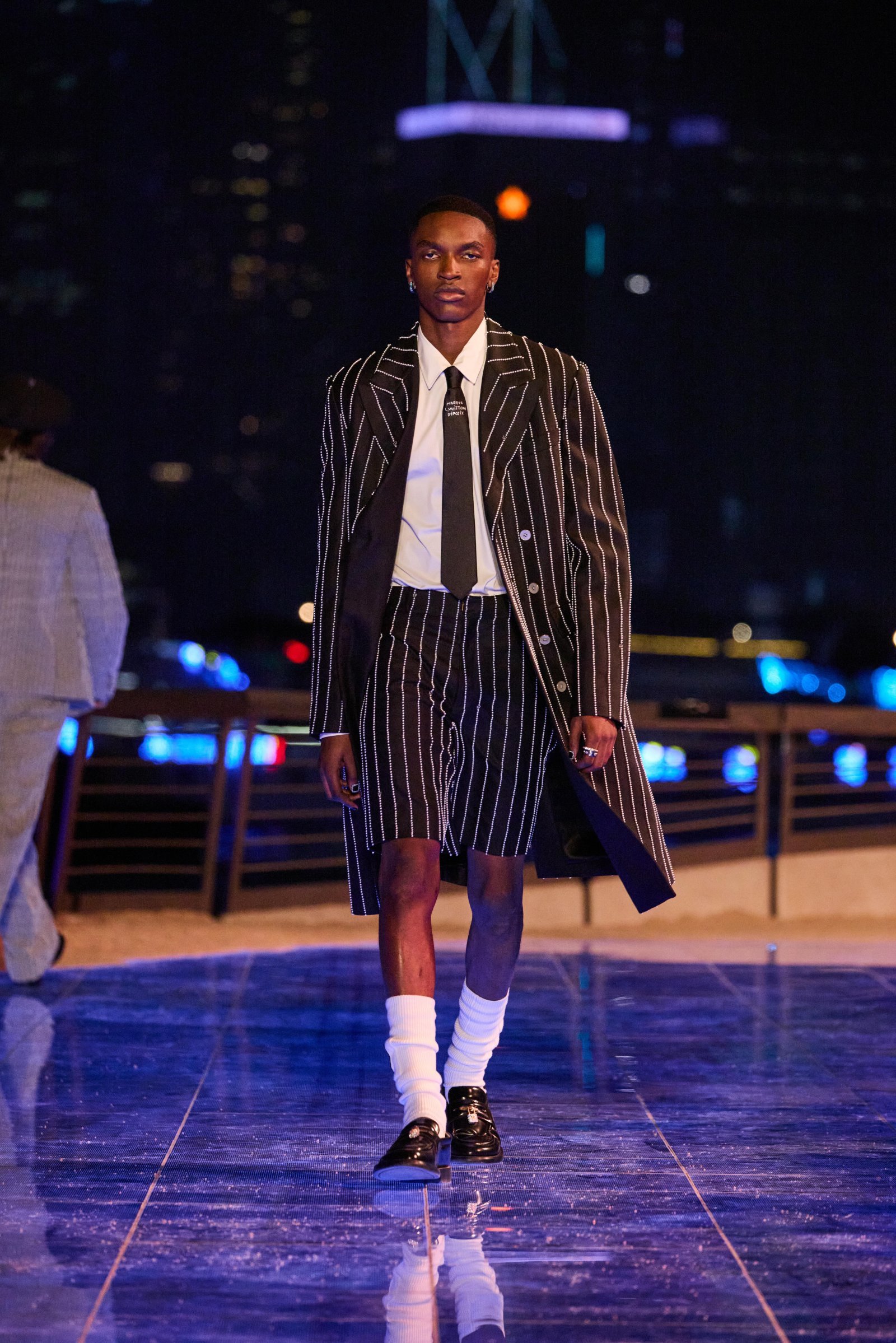 LOOK_09 のコピー.jpg