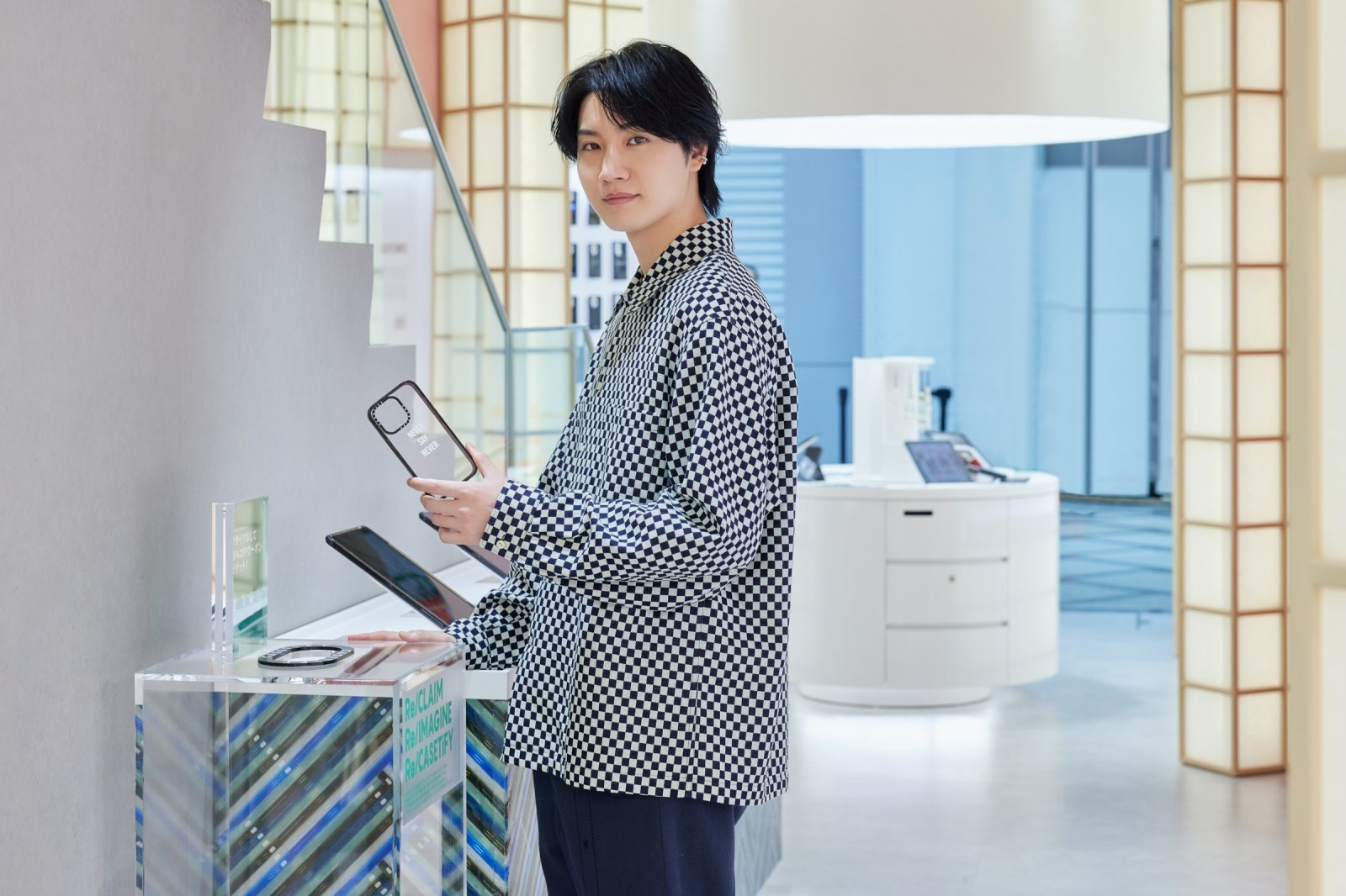 Dori Sakurada_pr_2400×1600_09.jpg