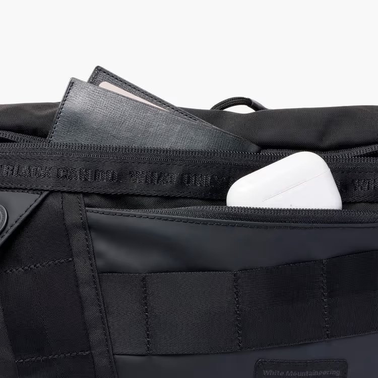 White Mountaineering×BRIEFINGのコラボ商品