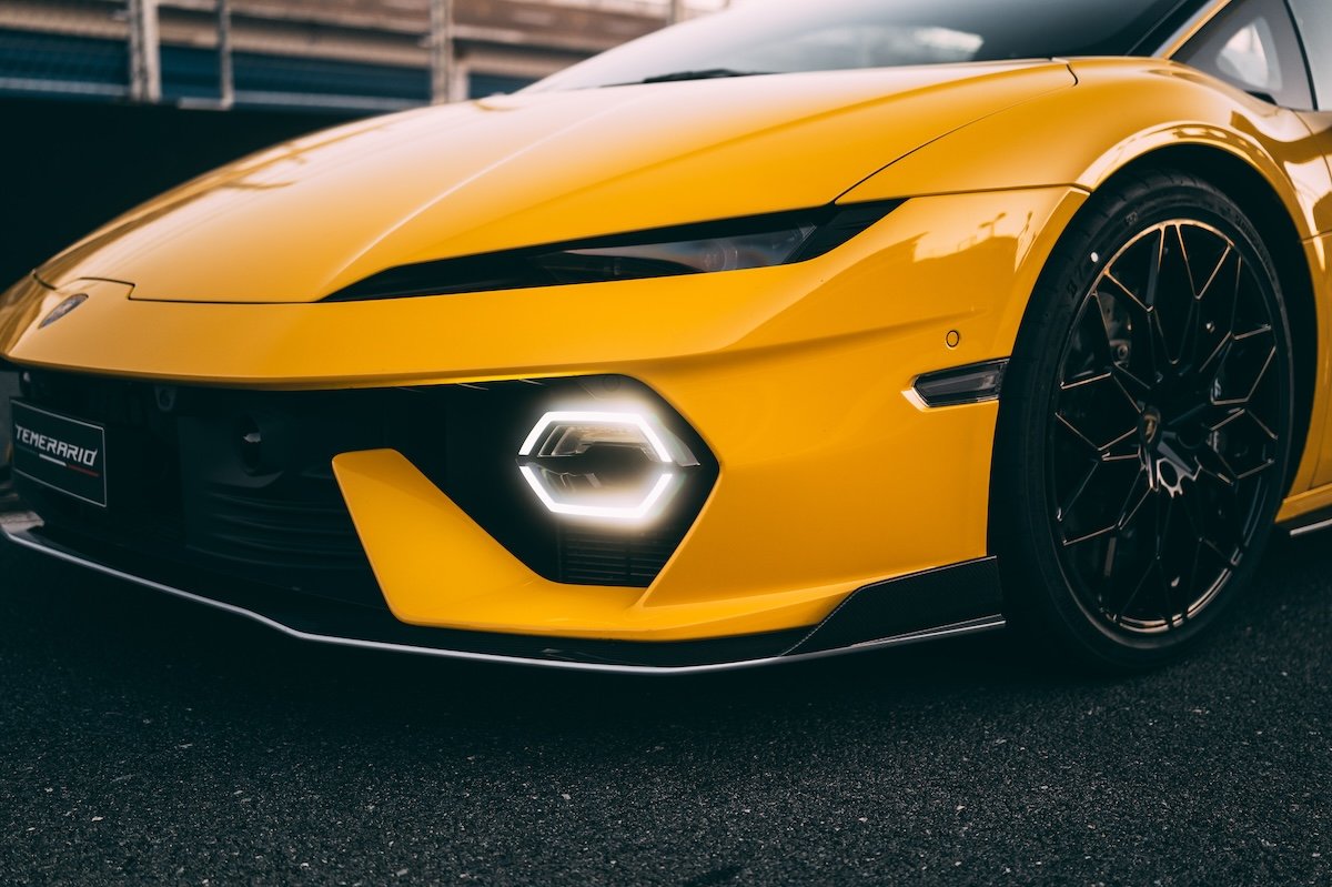 lamborghini-temerario-giallo-estoril-1041383.jpg