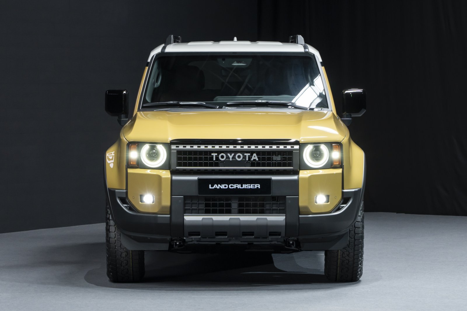 landcruiser_01_98.jpg