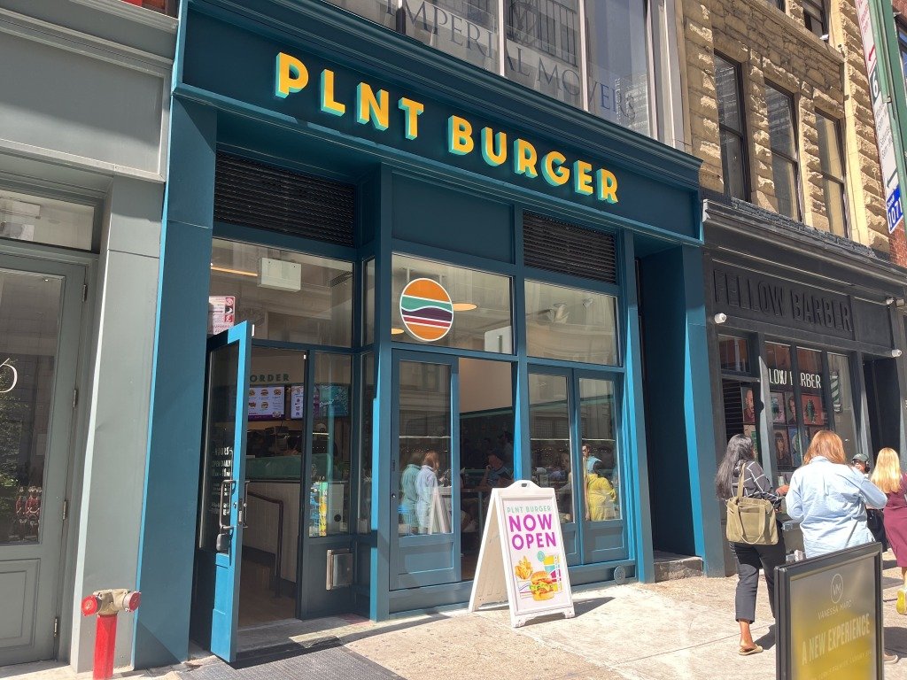 sr_PLNT burger3.jpg