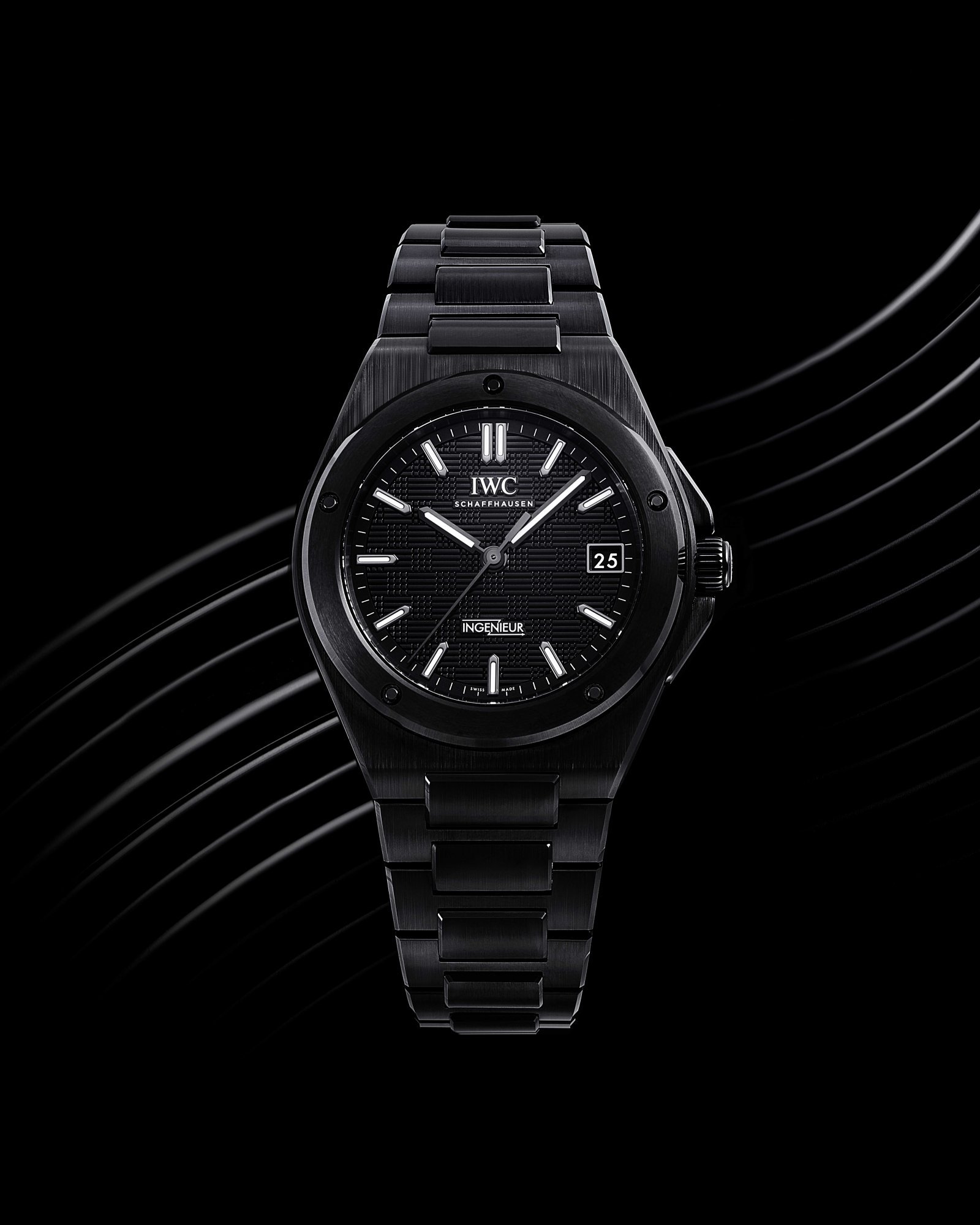 watch_01_221oktrim.jpg